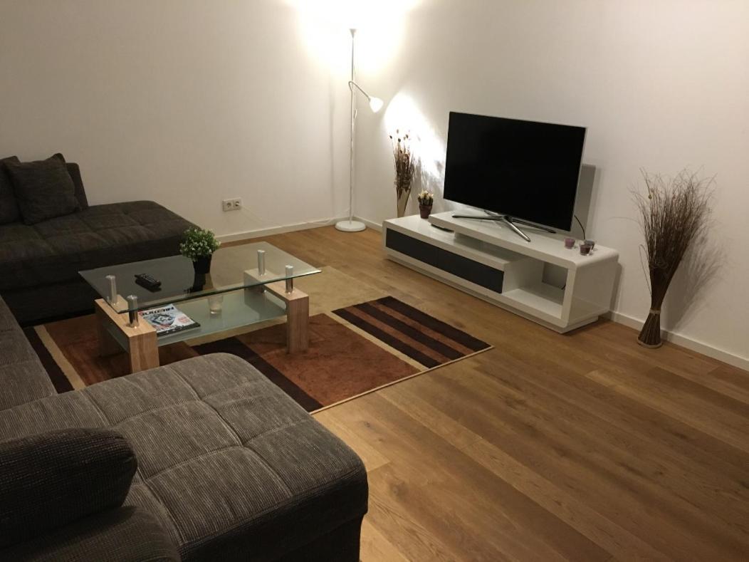 Hochwertig Im Herzen Stuttgarts Luaran gambar