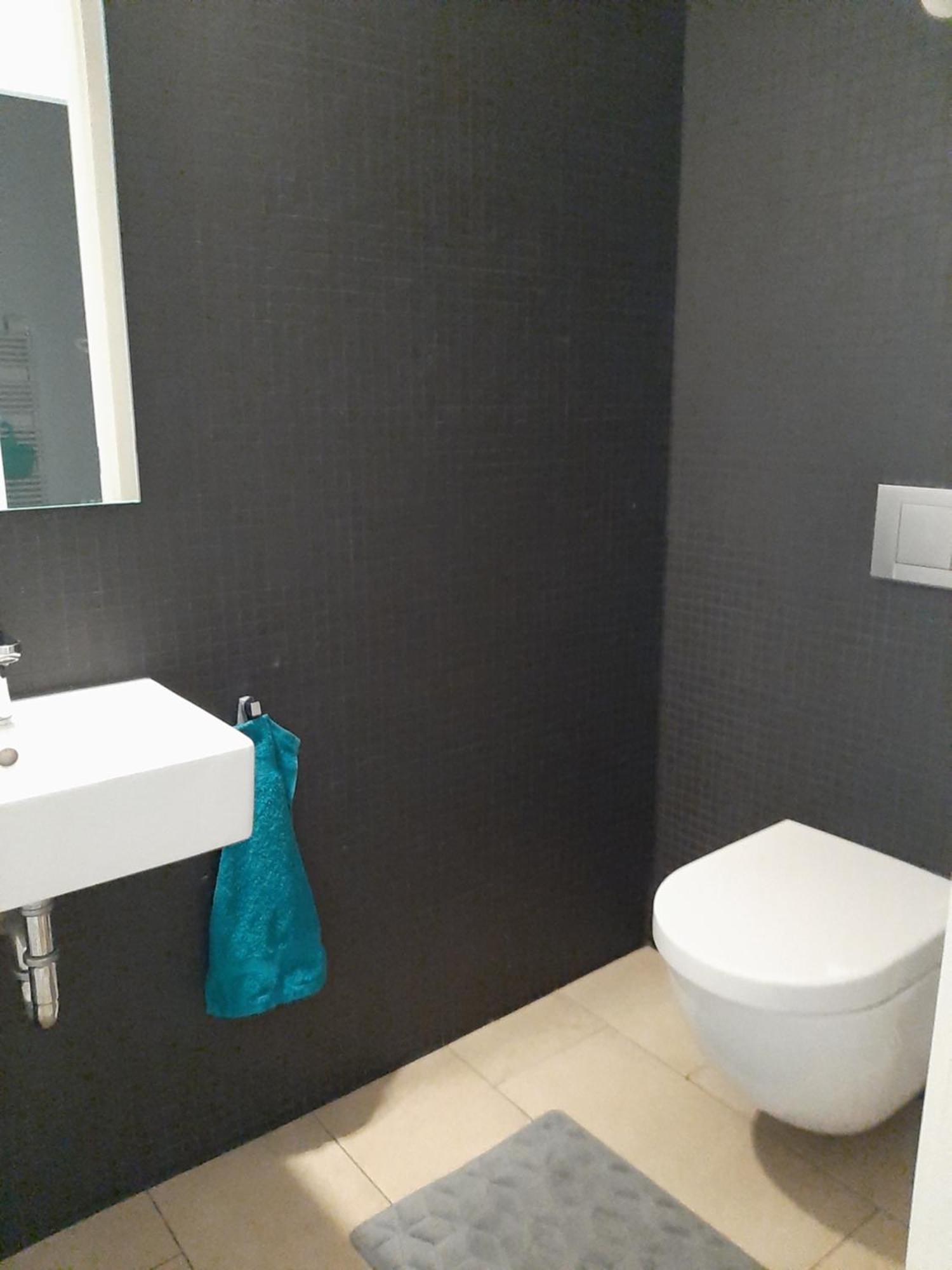 Hochwertig Im Herzen Stuttgarts Bilik gambar