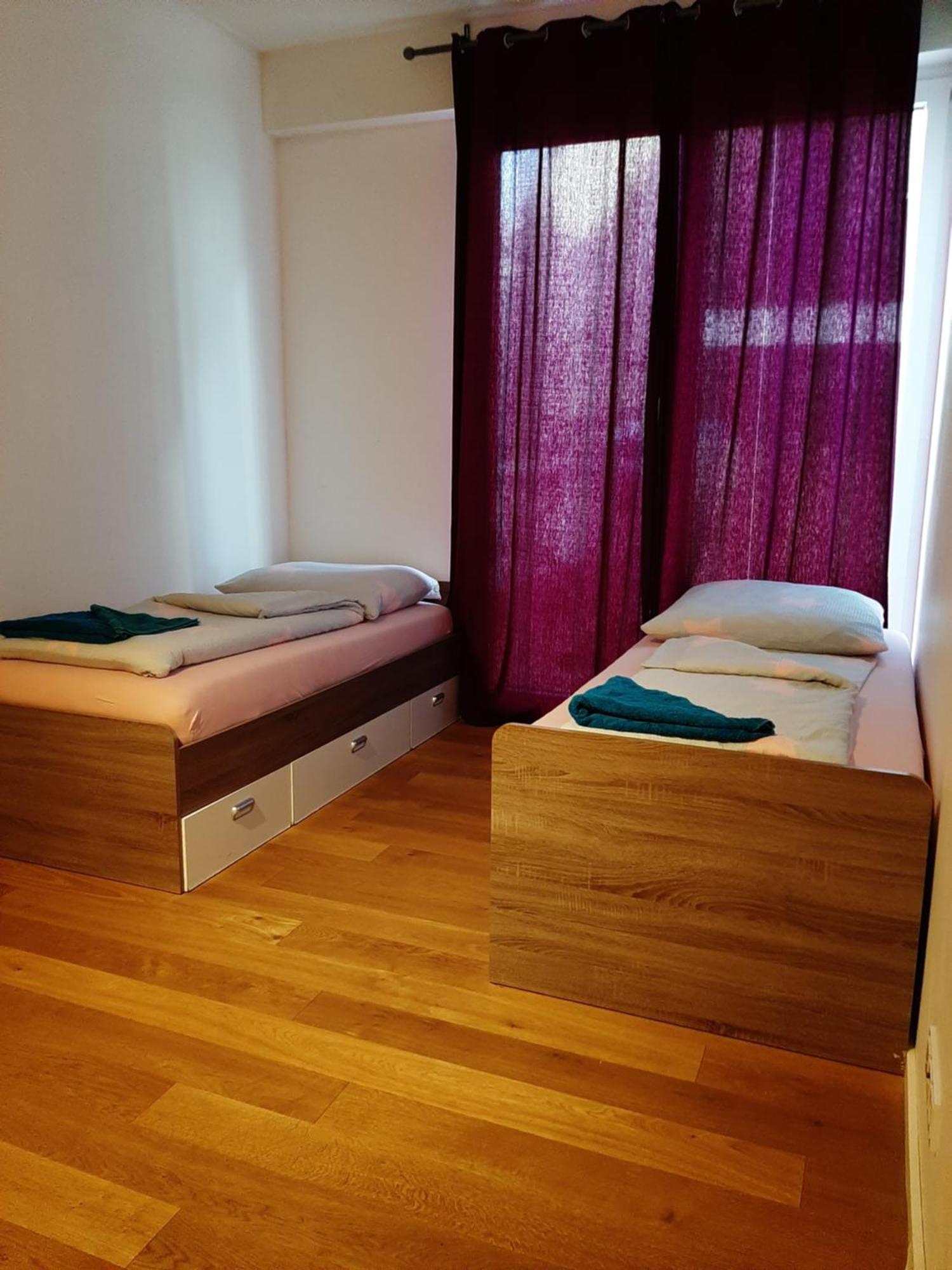 Hochwertig Im Herzen Stuttgarts Bilik gambar